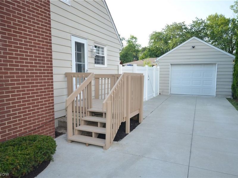 2527 Carson Road, Fairlawn, OH 44333 Photo 8