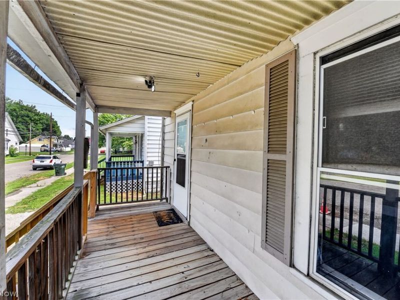 980 Shannon Avenue, Barberton, OH 44203 Photo 18
