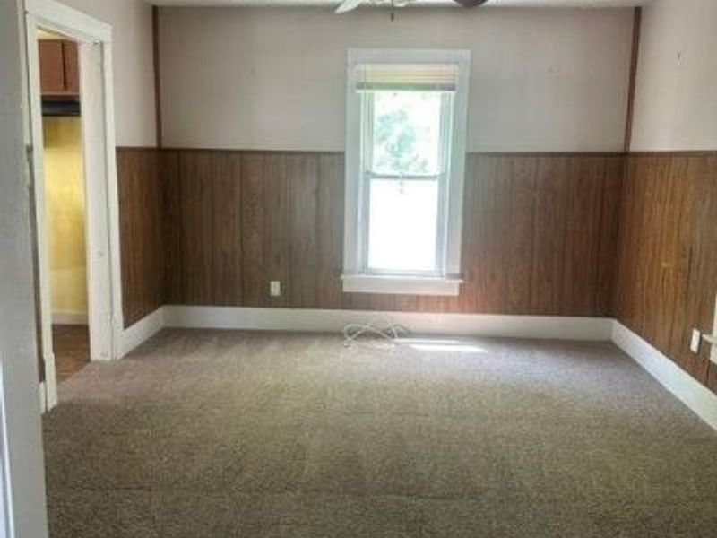 980 Shannon Avenue, Barberton, OH 44203 Photo 3