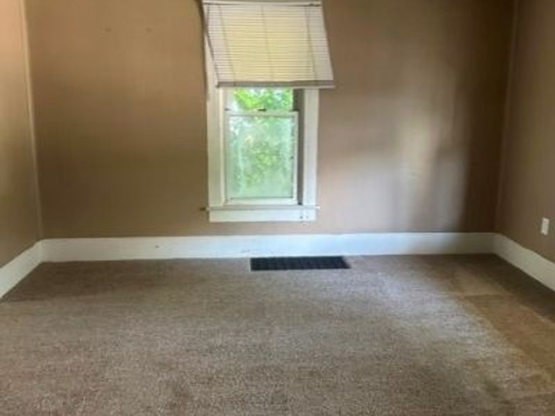 980 Shannon Avenue, Barberton, OH 44203 Photo 7