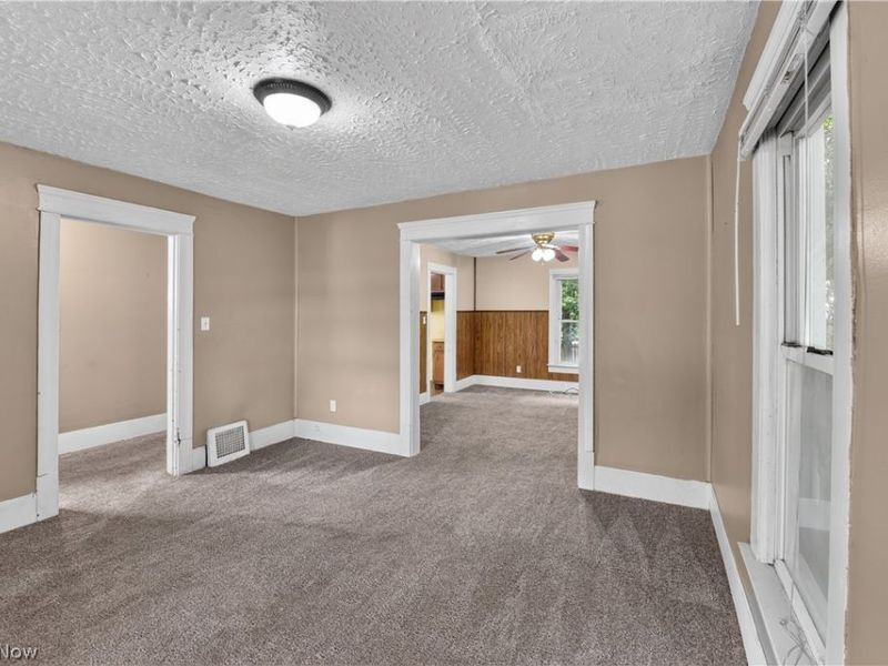 980 Shannon Avenue, Barberton, OH 44203 Photo 7