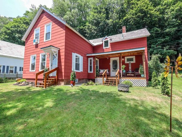 28 Spring Street, Hinsdale, NH 03451