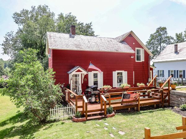 28 Spring Street, Hinsdale, NH 03451