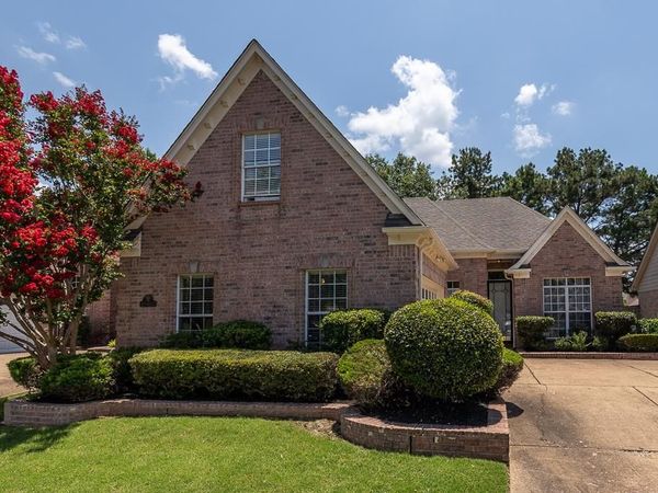 10461 ASHBORO DR, Collierville, TN 38017