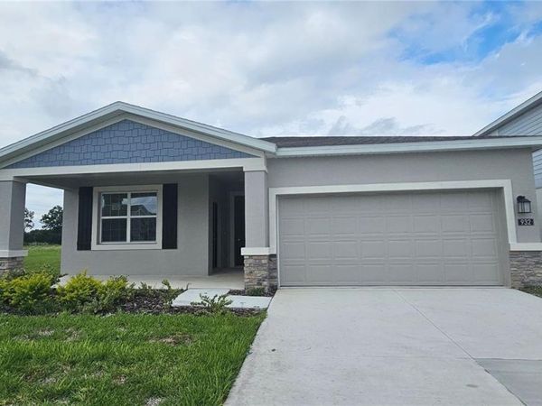 932 HAROLD PASS , WINTER HAVEN, FL 33884