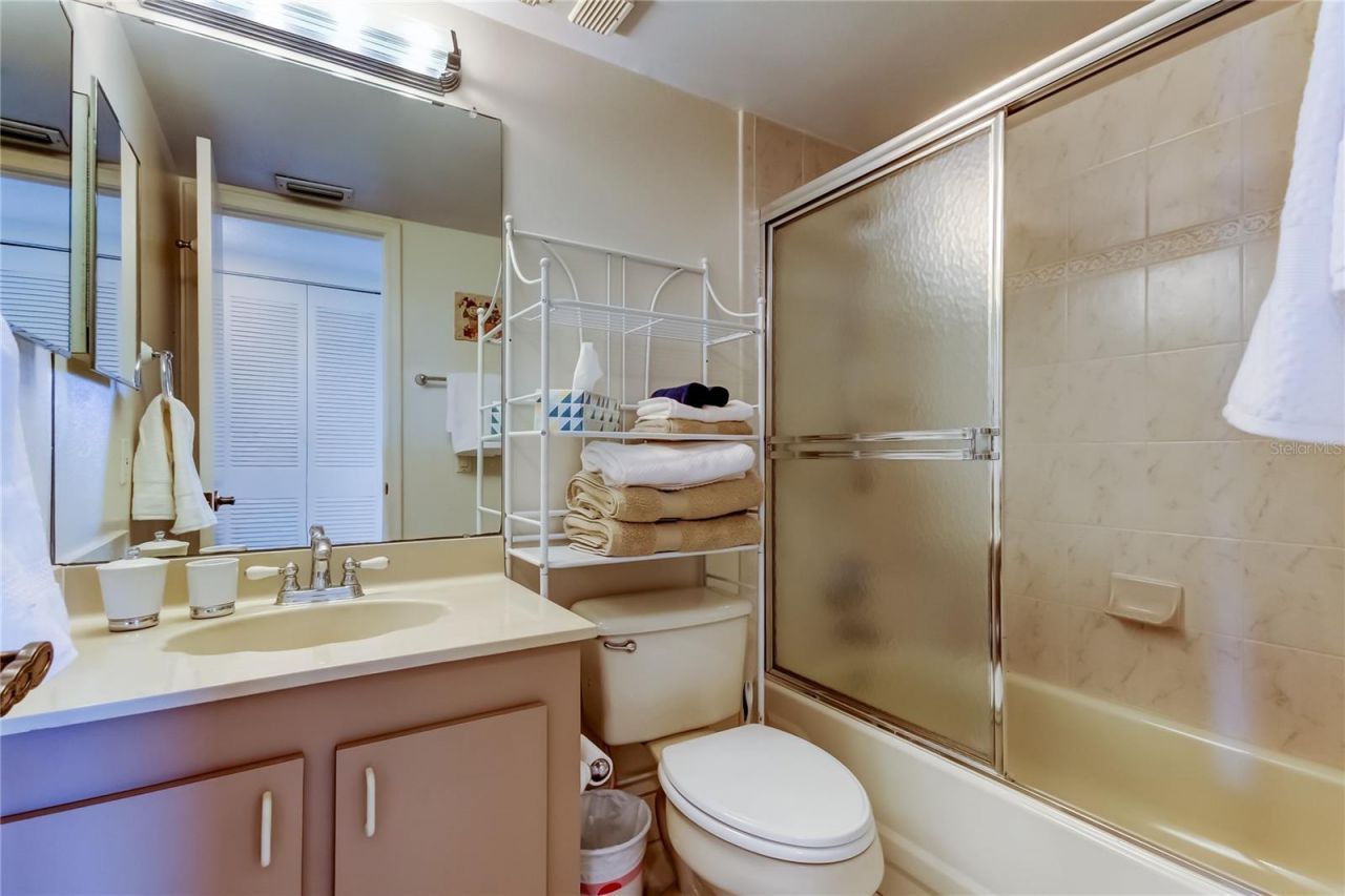 6218 Palma Del Mar Boulevard S, Unit 606, Saint Petersburg, FL 33715 Photo