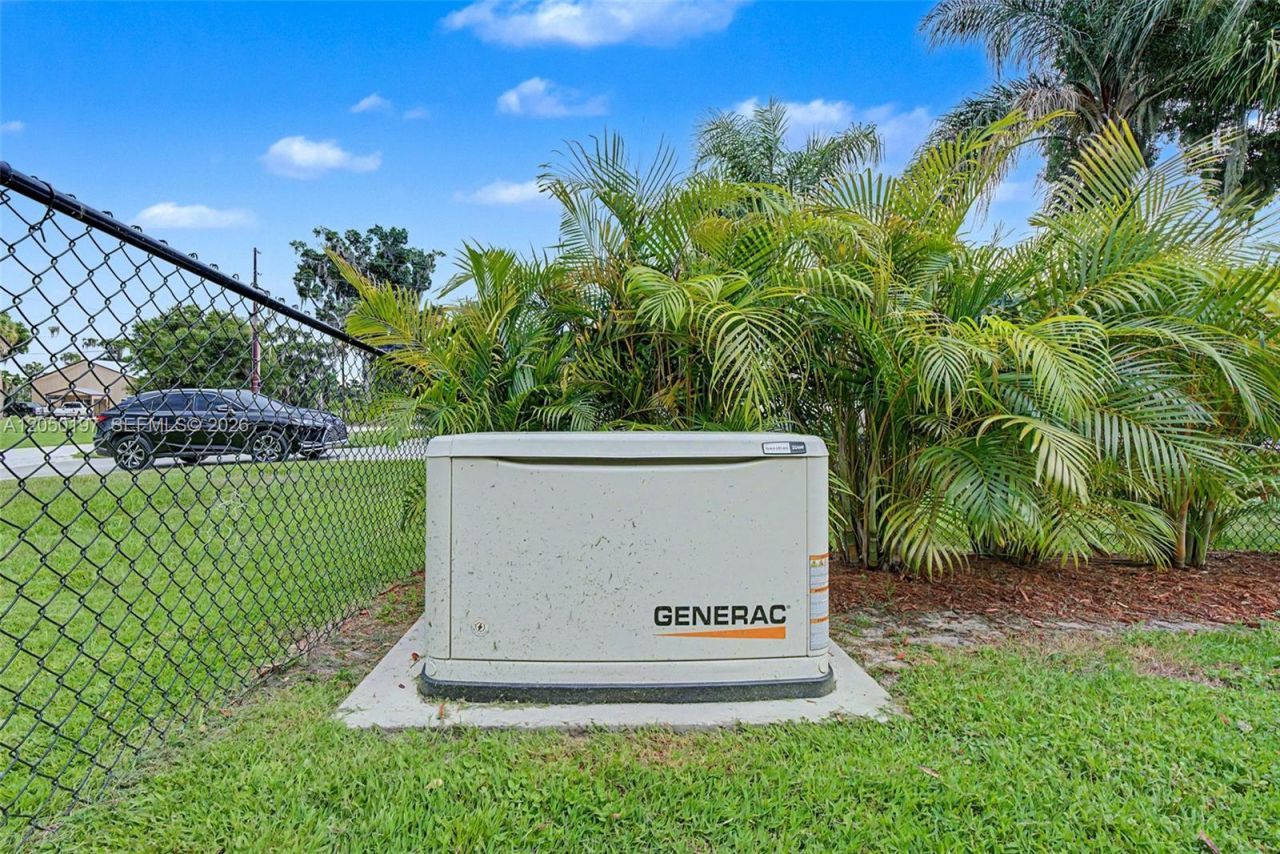 237 Wild Duck Pt , Lorida, FL 33857 Photo