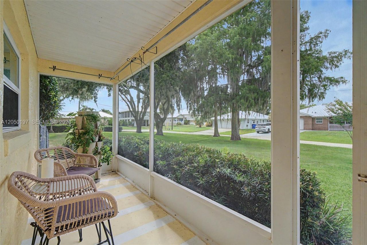 237 Wild Duck Pt , Lorida, FL 33857 Photo