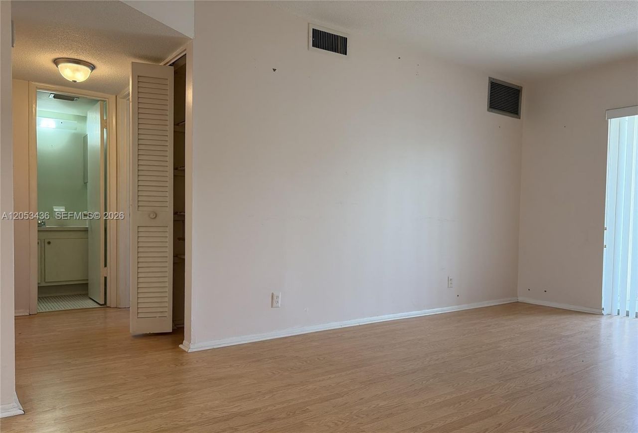 2131 NE 1st Ct, Unit 103, Boynton Beach, FL 33435 Photo