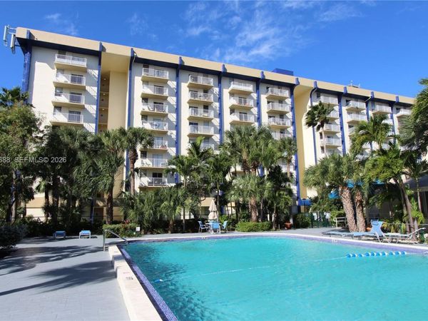 801 NW 47th Ave , Unit 518W, Miami, FL 33126