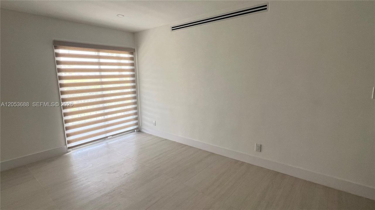 801 NW 47th Ave, Unit 518W, Miami, FL 33126 Photo