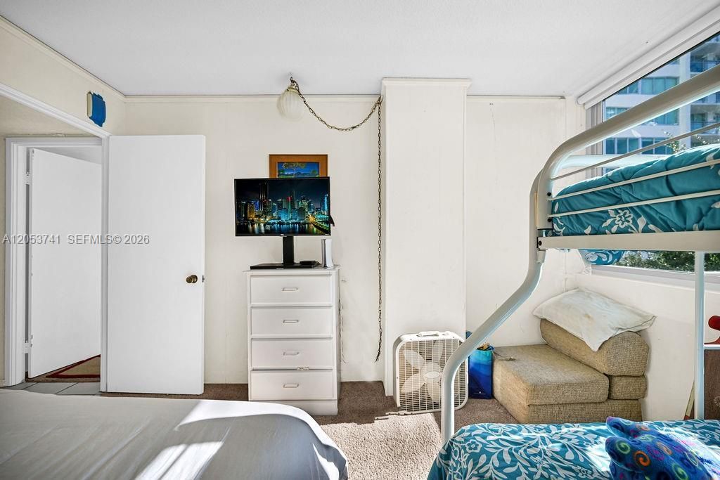 7135 Collins Ave, Unit 435, Miami Beach, FL 33141 Photo