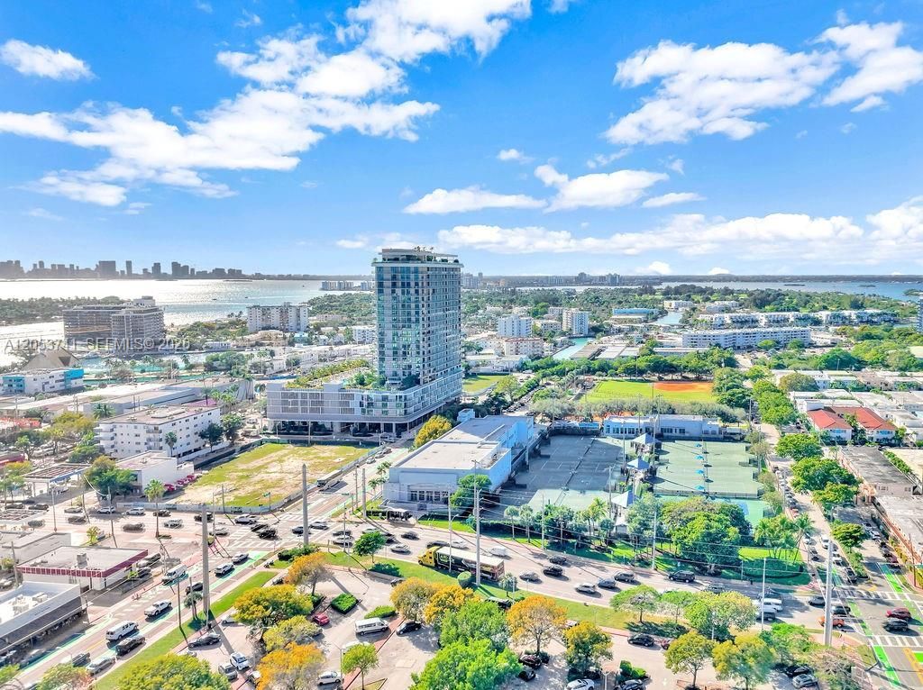 7135 Collins Ave, Unit 435, Miami Beach, FL 33141 Photo