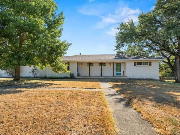 1305 S Old Temple Road, Lorena, TX 76655