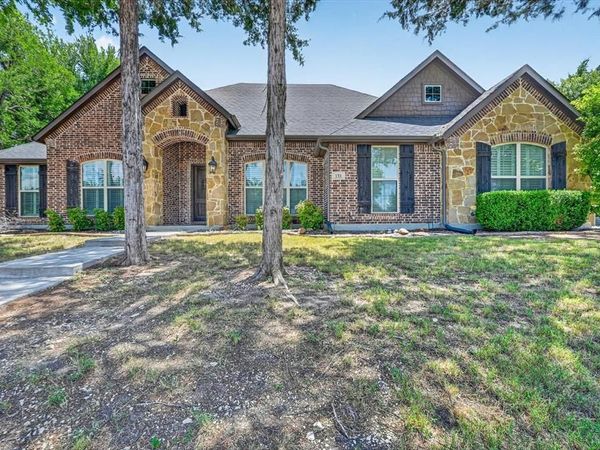 133 Claremont Drive, Ovilla, TX 75154