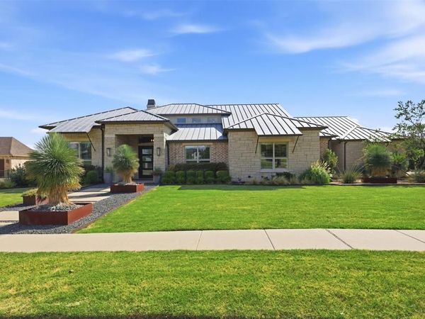 100 Brentwood Drive, Heath, TX 75032