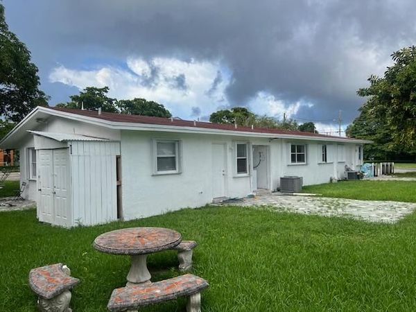 106 NW 12TH Avenue, Unit 1-2, Dania Beach, FL 33004