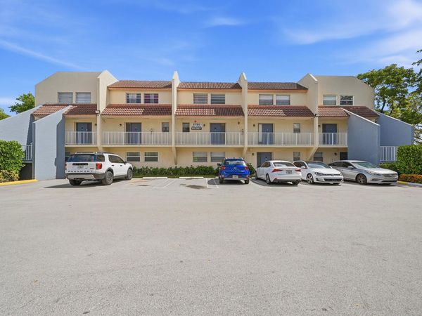 3760 NW 115TH Avenue, Unit 7-4, Coral Springs, FL 33065