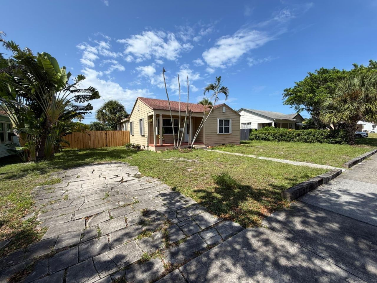 1007 Avon Road, West Palm Beach, FL 33401 Photo