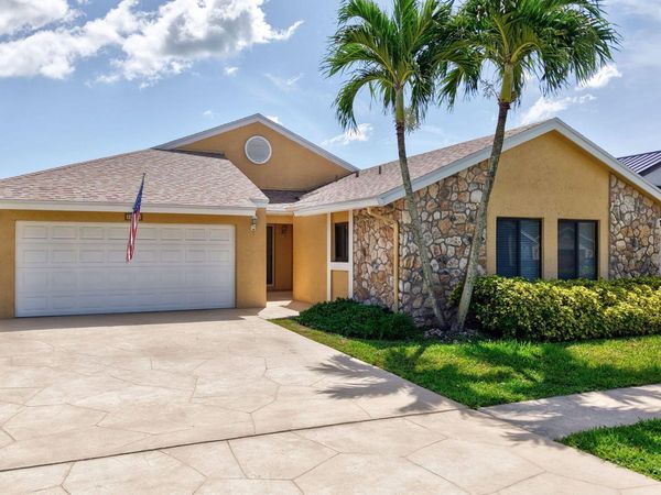 20986 Rustlewood Avenue, Boca Raton, FL 33428