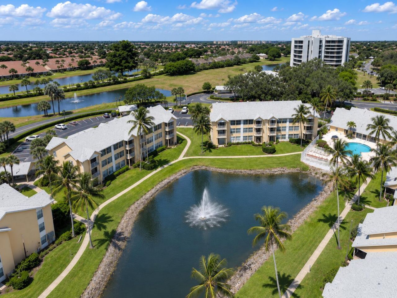 6323 La Costa Drive, Unit B, Boca Raton, FL 33433 Photo