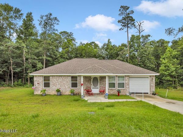 1084 Koloa Court, Diamondhead, MS 39525