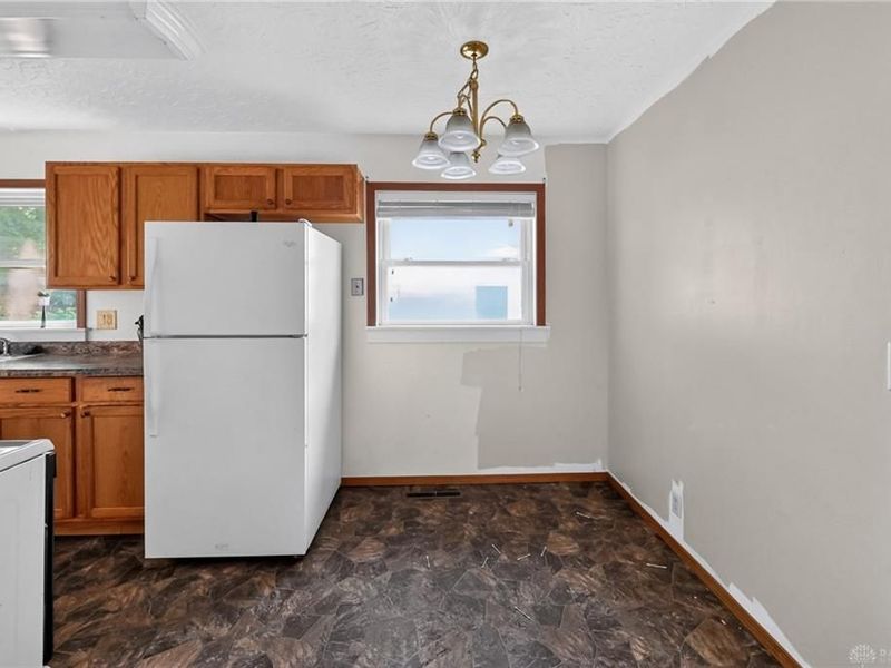 320 Muntz Street, Hillsboro, OH 45133 Photo 8