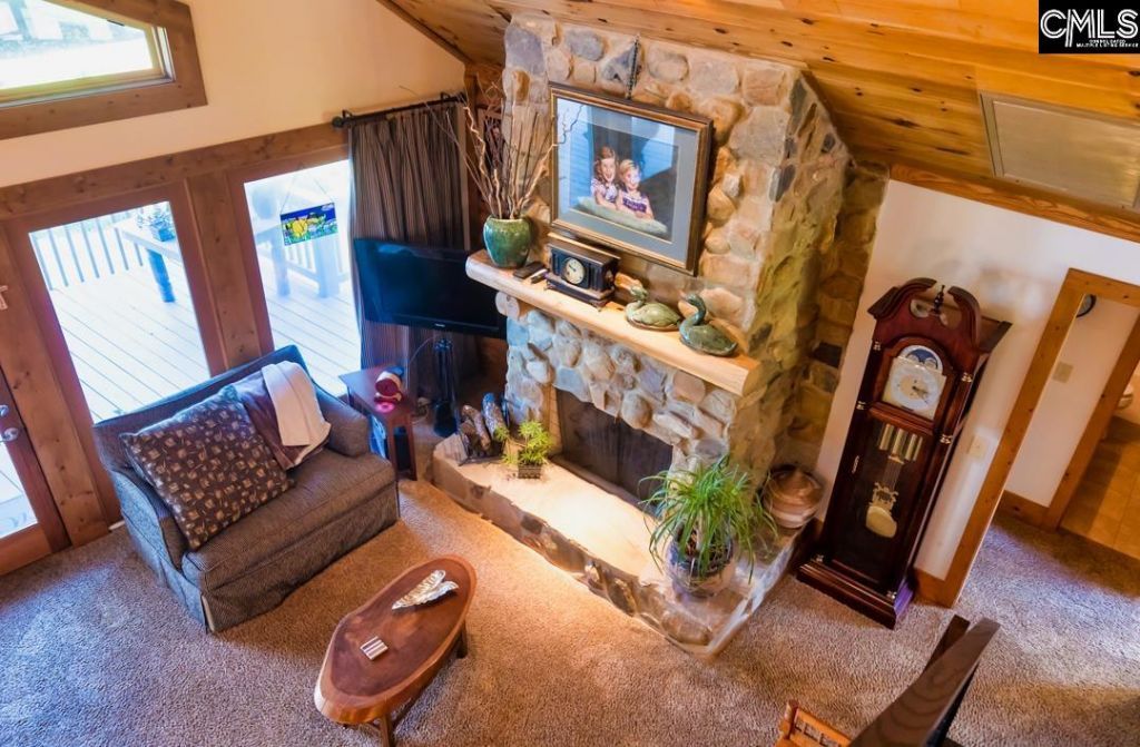 1020 Jones Road Photo 13