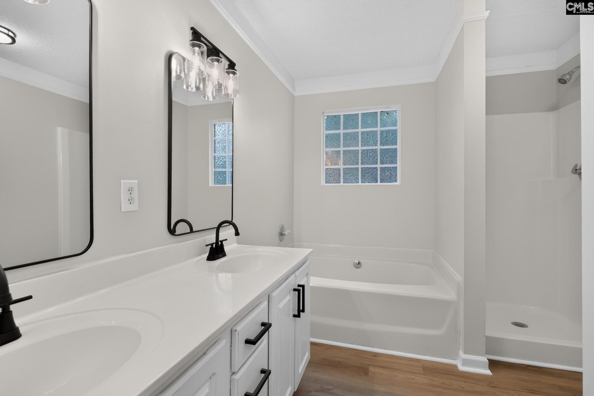 220 Clearmeadow Drive  Photo 14