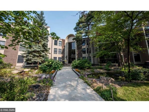 8549 Irwin Road , Unit 323, Bloomington, MN 55437