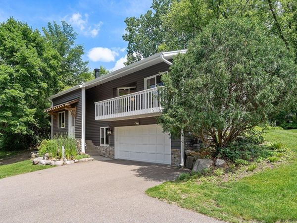 17700 Arrowhead Trail, Minnetonka, MN 55345