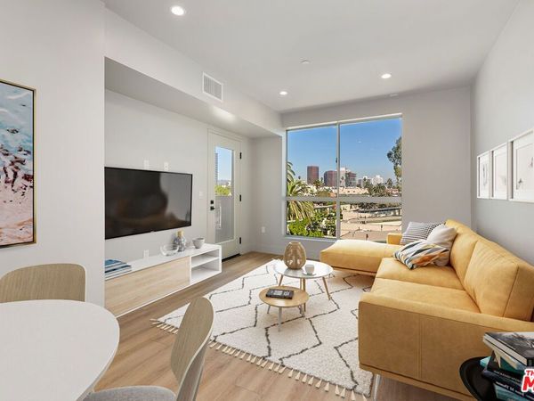 12431 Rochester Avenue, Unit 411, Los Angeles, CA 90025