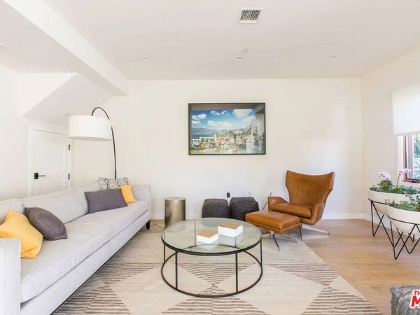 1319 Yale Street, Unit 1, Santa Monica, CA 90404
