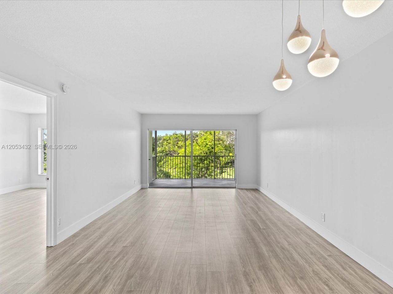 3150 N Palm Aire Dr , Unit 406, Pompano Beach, FL 33069 Photo