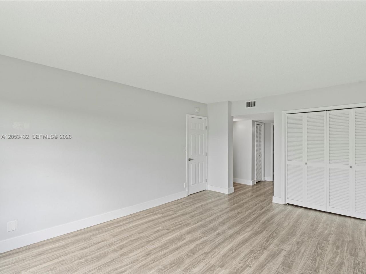 3150 N Palm Aire Dr , Unit 406, Pompano Beach, FL 33069 Photo