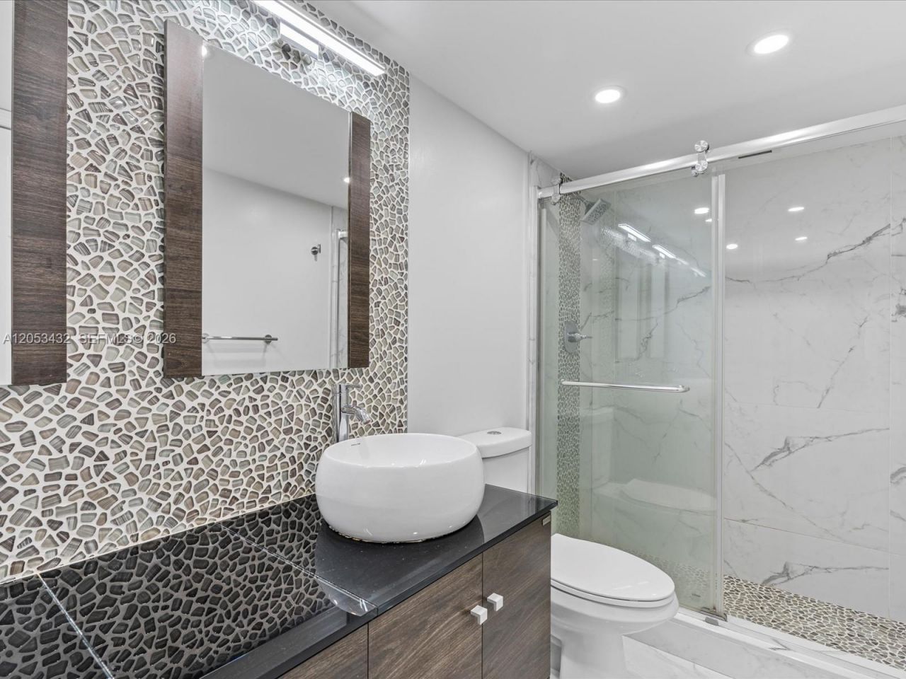 3150 N Palm Aire Dr , Unit 406, Pompano Beach, FL 33069 Photo