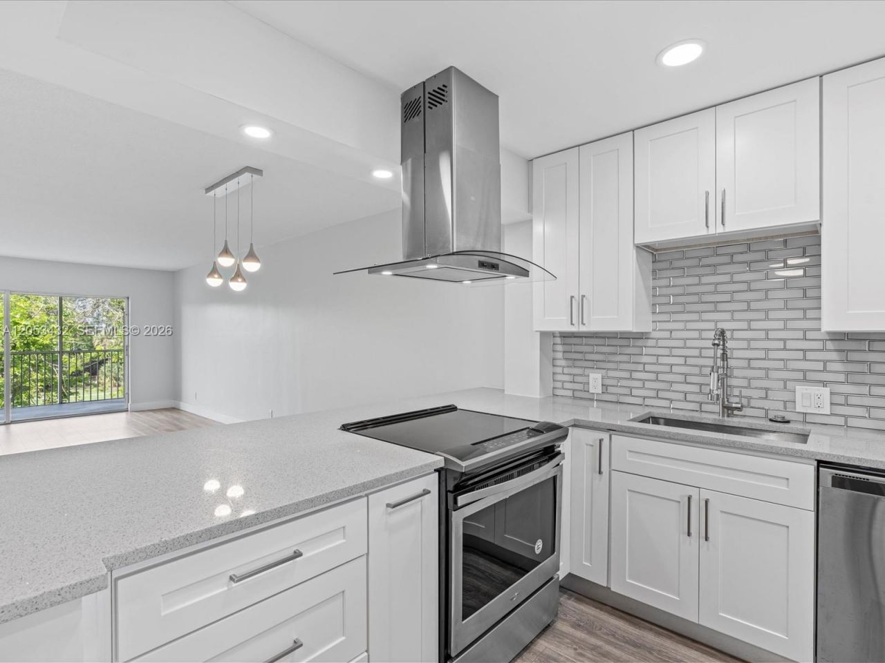 3150 N Palm Aire Dr , Unit 406, Pompano Beach, FL 33069 Photo