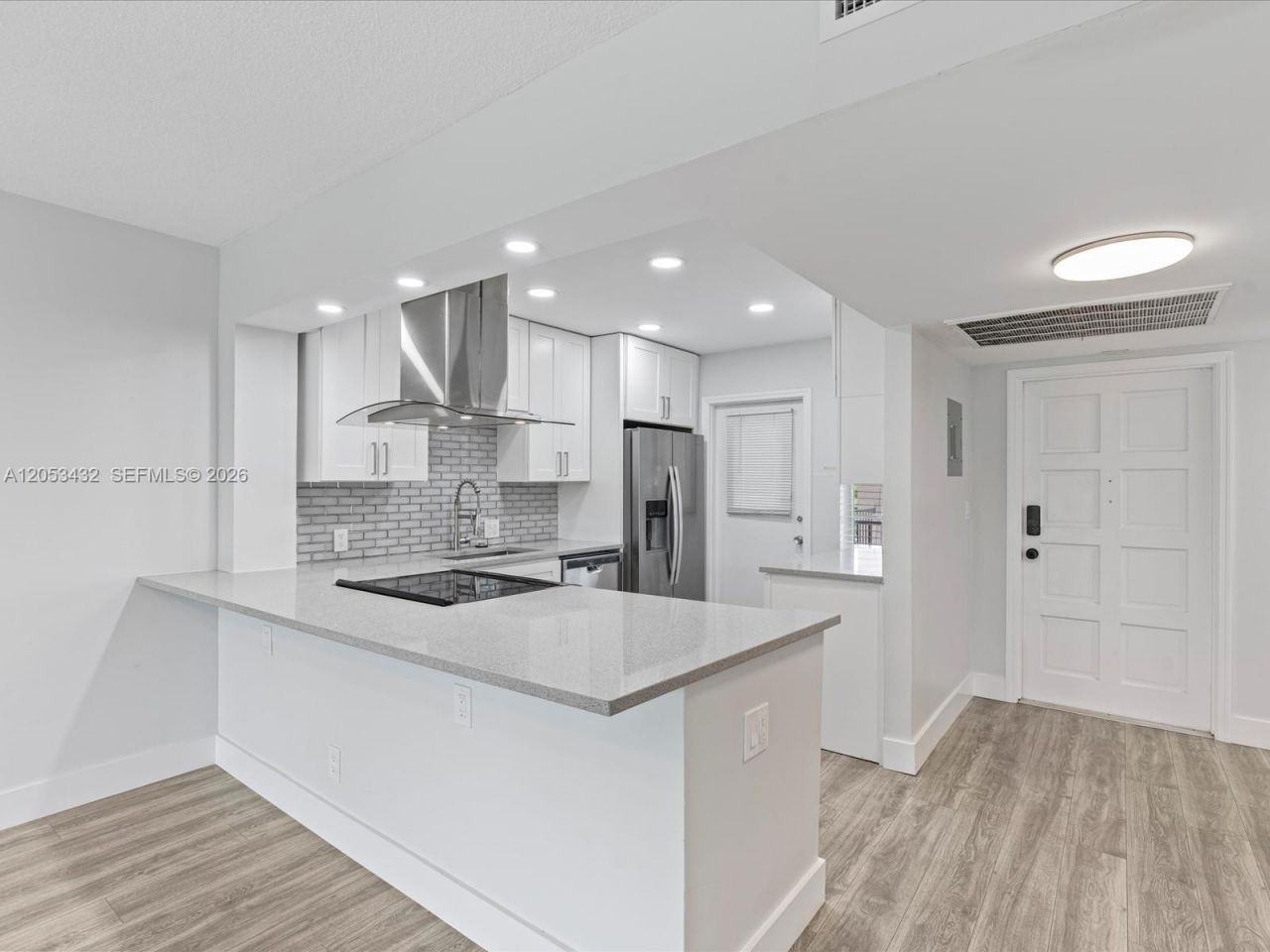 3150 N Palm Aire Dr , Unit 406, Pompano Beach, FL 33069 Photo