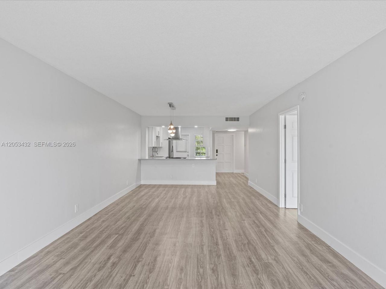 3150 N Palm Aire Dr , Unit 406, Pompano Beach, FL 33069 Photo