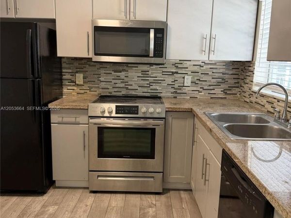 2061 NW 81st Ave , Unit 622, Pembroke Pines, FL 33024