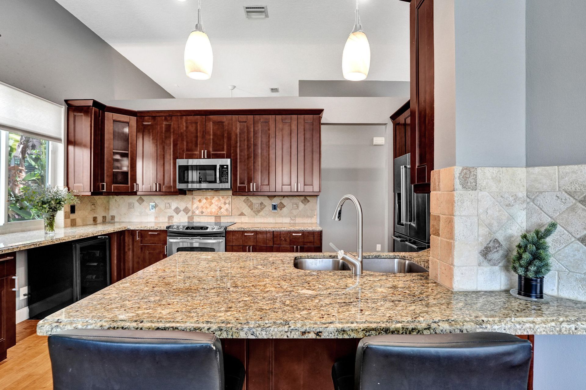 1163 Camellia Circle, Weston, FL 33326 Photo