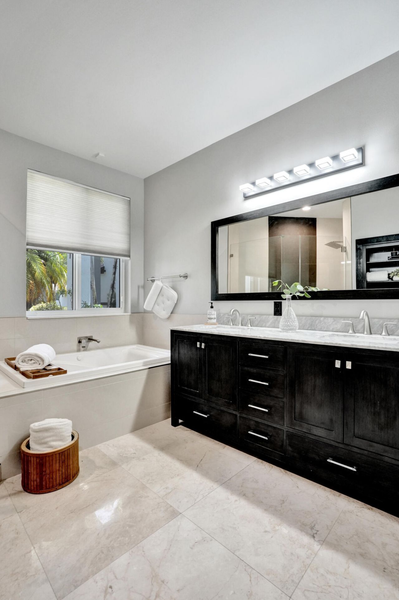 1163 Camellia Circle, Weston, FL 33326 Photo