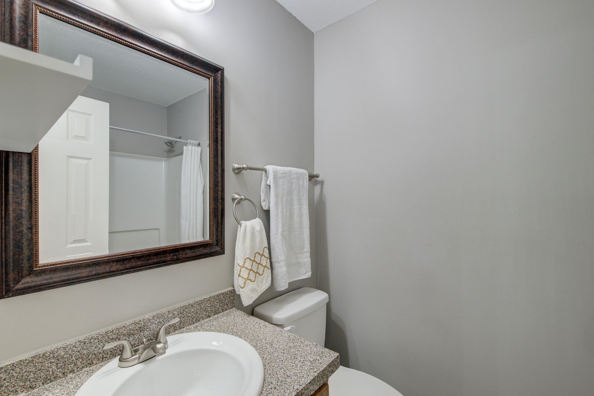 4134 River Road Photo 13