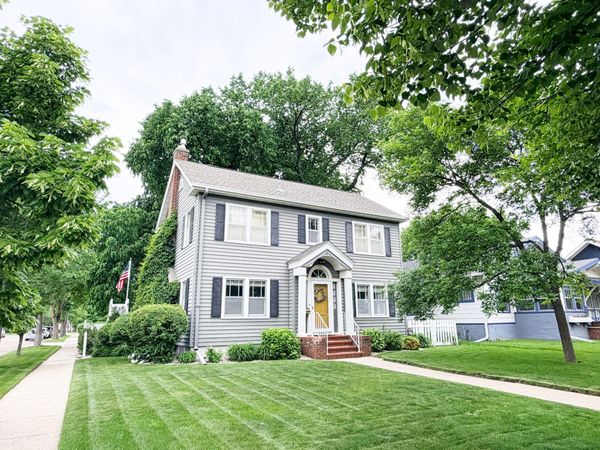903 N Lincoln Street, Aberdeen, SD 57401