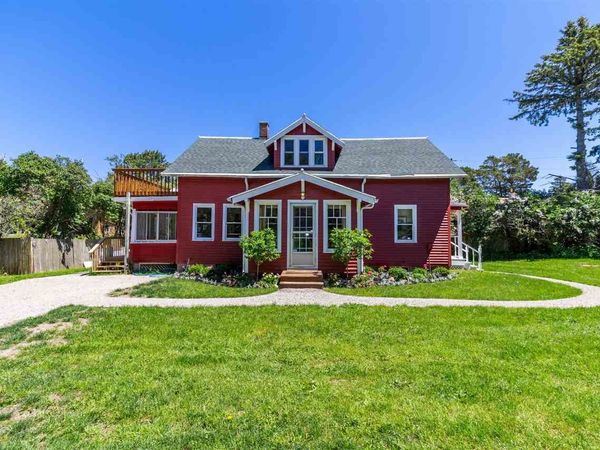 6167 Chippewa Drive, Harbor Springs, MI 49740