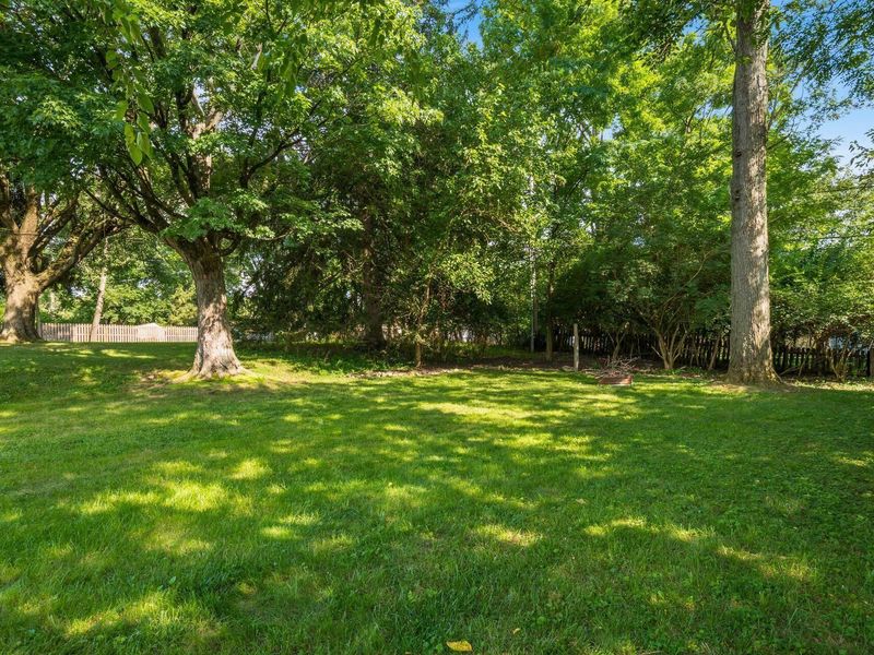 599 E Beaumont Road, Columbus, OH 43214 Photo 47