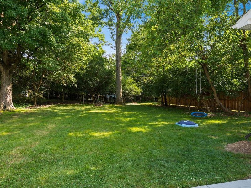599 E Beaumont Road, Columbus, OH 43214 Photo 6