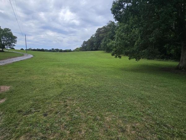 Lakeside Rd, Madisonville, TN 37354