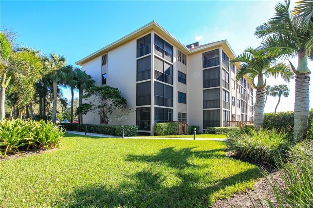 4540 NE Sandpebble Trace , Unit 203, Stuart, FL 34996 Photo