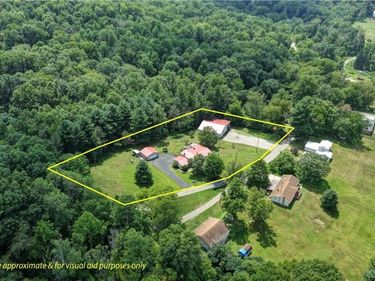4974 South Street NE, Somerdale, OH 44678